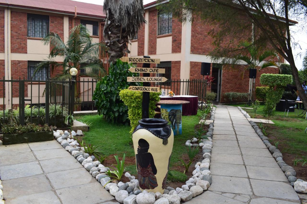 Acacia Hotel Mbarara Nyamitanga Exteriör bild