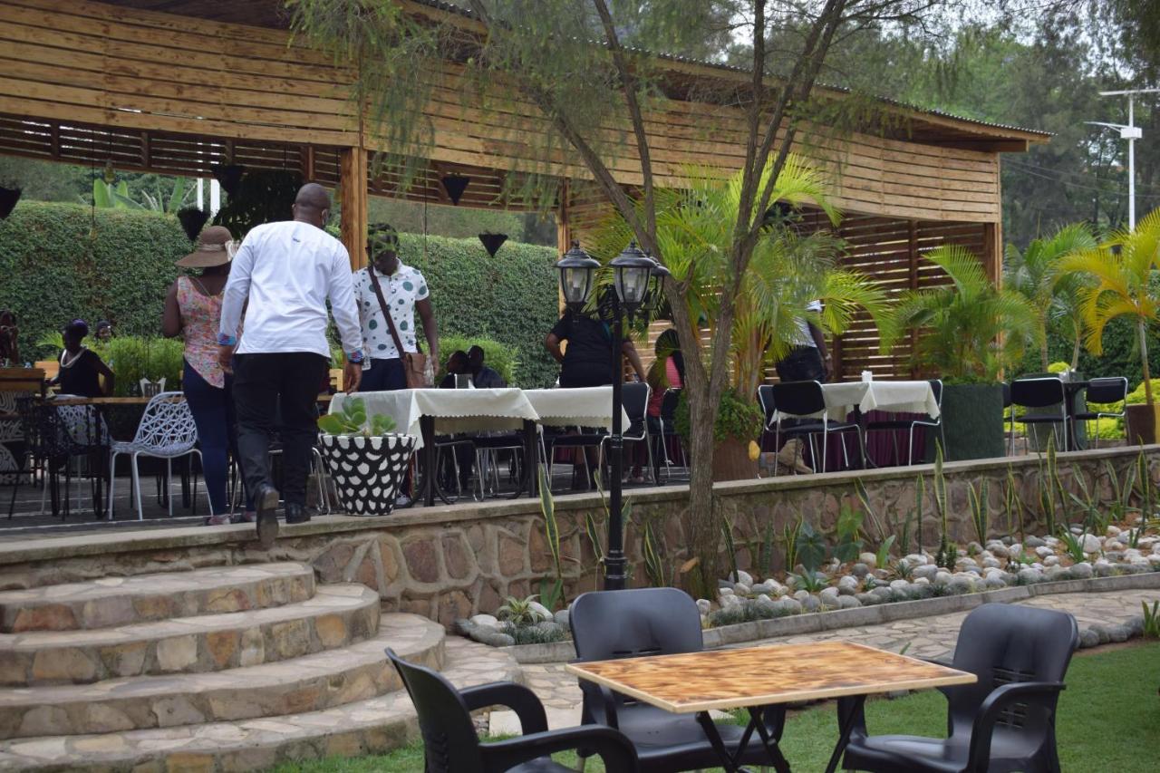 Acacia Hotel Mbarara Nyamitanga Exteriör bild