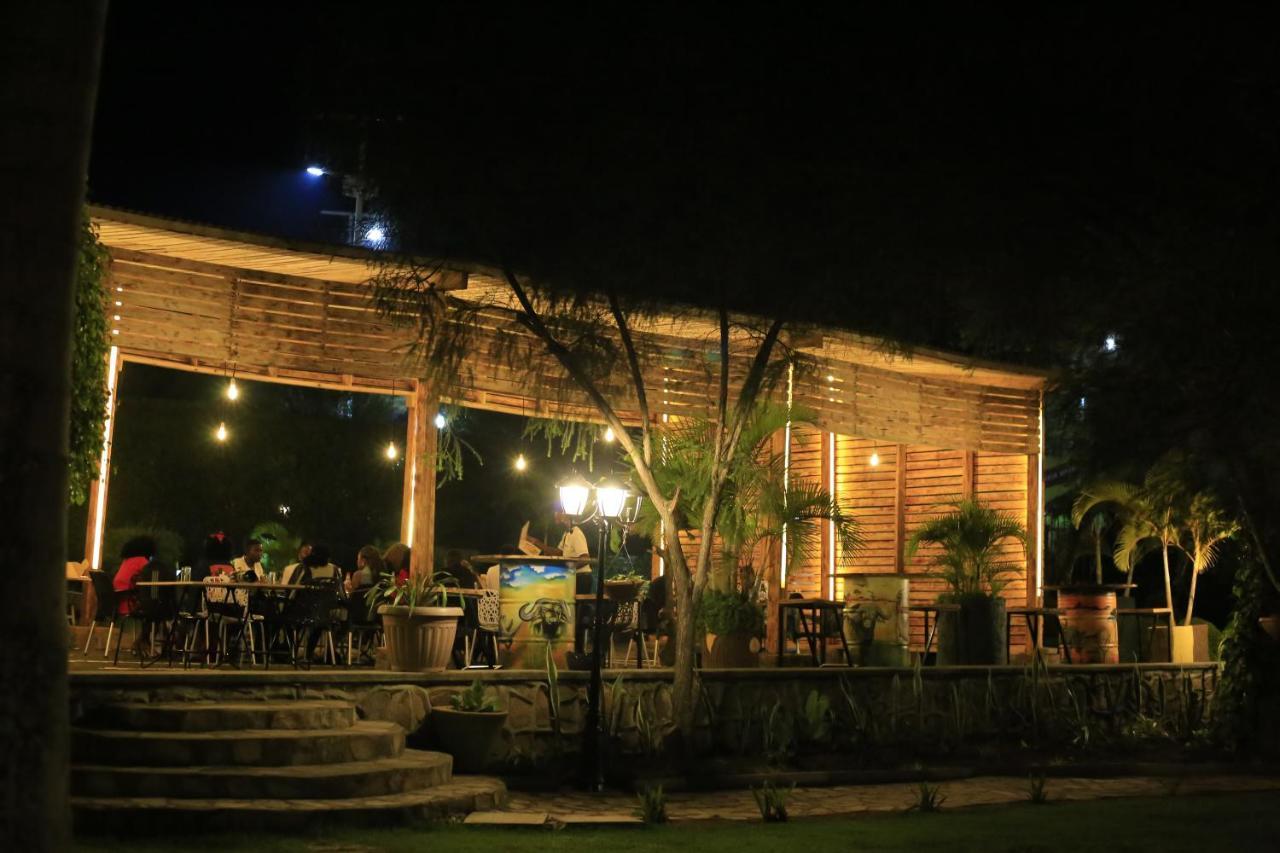 Acacia Hotel Mbarara Nyamitanga Exteriör bild