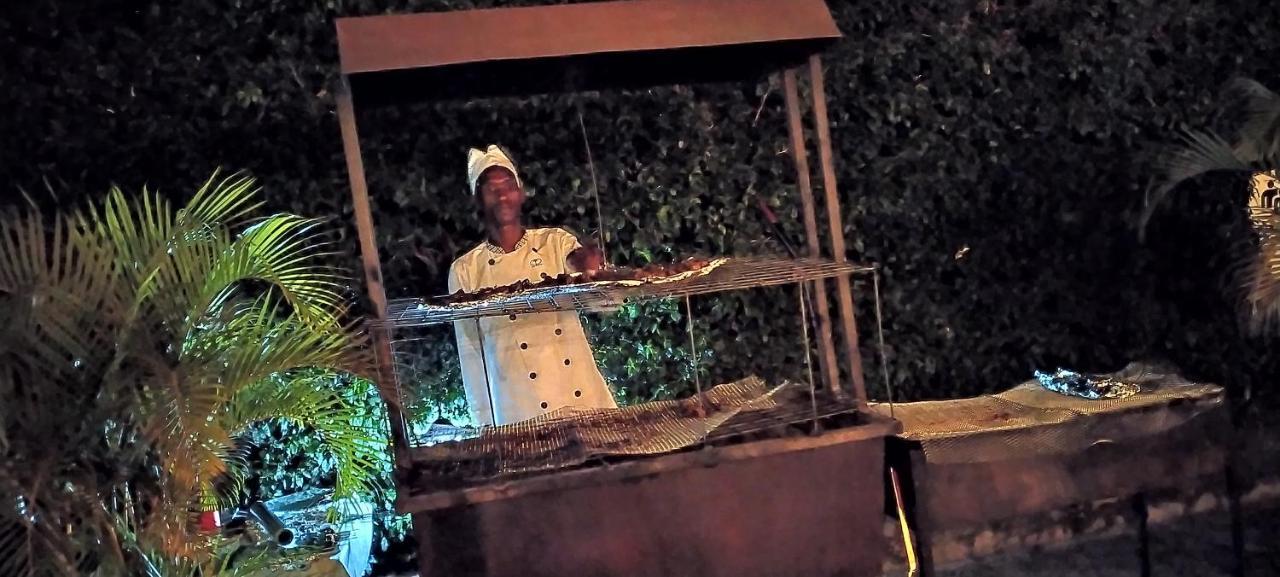 Acacia Hotel Mbarara Nyamitanga Exteriör bild