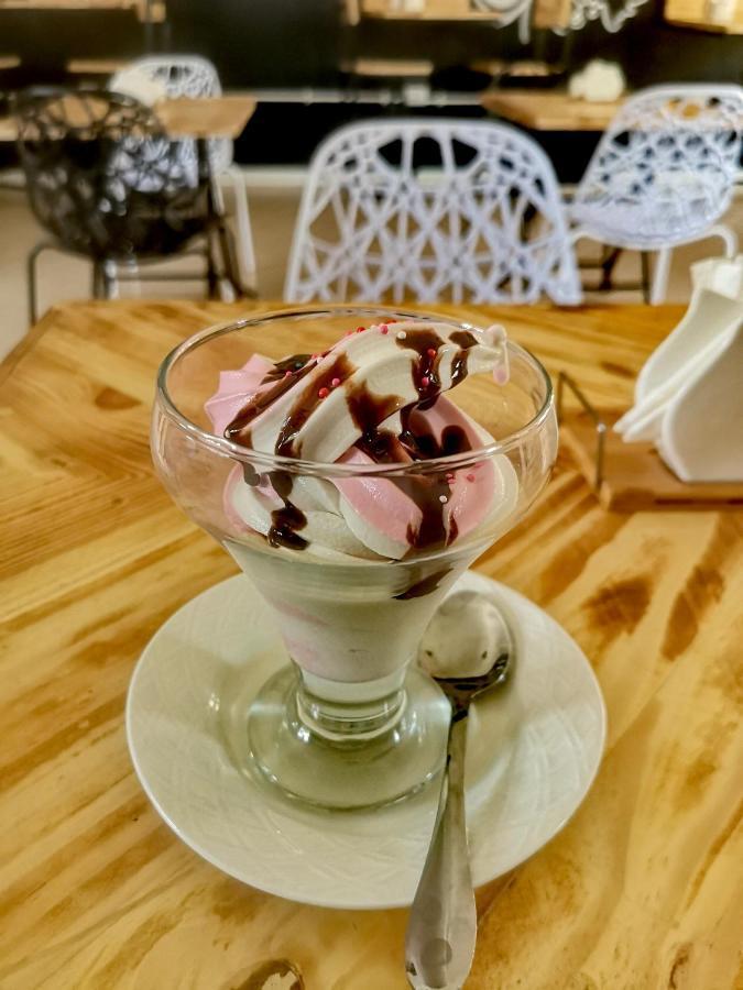 Acacia Hotel Mbarara Nyamitanga Exteriör bild