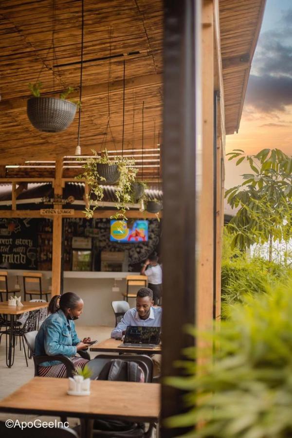 Acacia Hotel Mbarara Nyamitanga Exteriör bild